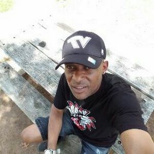 Meet your Posher, Charles